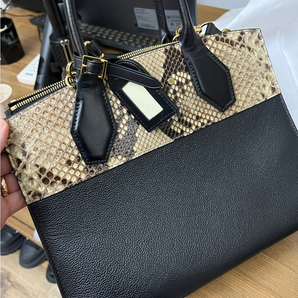 Louis Vuitton City Steamer Bag